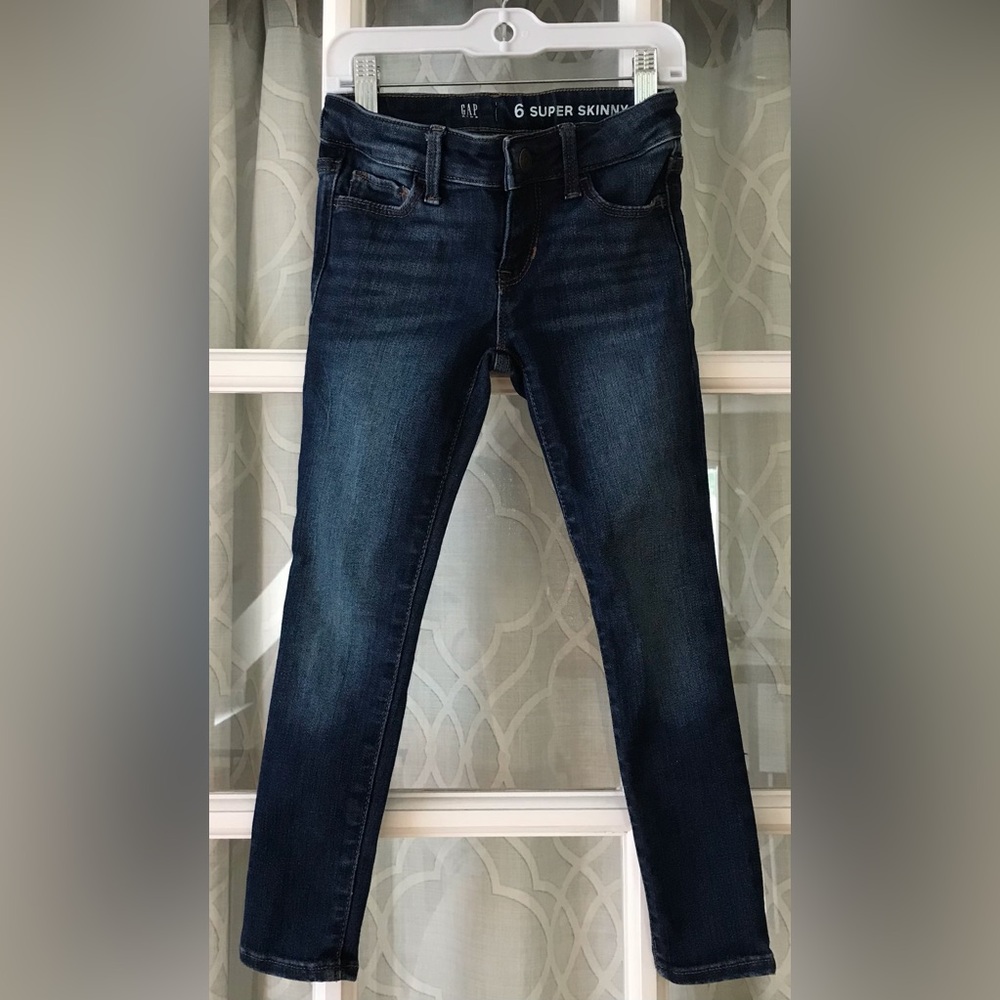 Gap Kids size 6 years super skinny with adjustable elastic waist in EUC